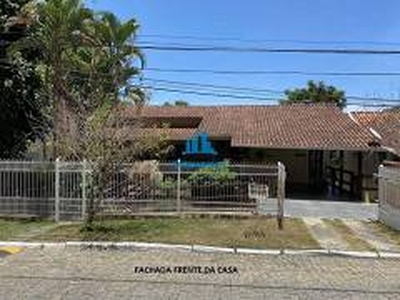 Casa com 5 Quartos à venda, 220m² - Badu