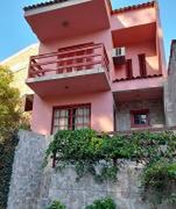 Casa de Condomínio com 2 Quartos para venda ou aluguel, 70m² - Teresópolis