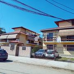 Casa de Condomínio com 3 Quartos à venda, 108m² - Maravista