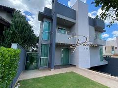 Casa de Condomínio com 3 Quartos para alugar, 390m² - Condomínio Florais Cuiabá Residencial