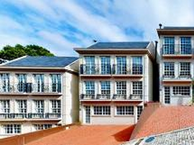 Casa de Condomínio com 3 Quartos para venda ou aluguel, 140m² - Valparaiso