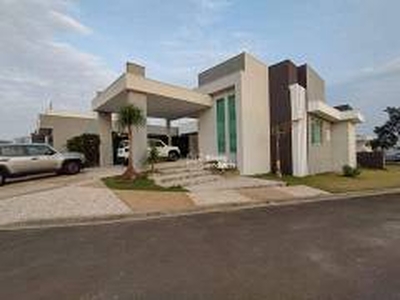 Casa de Condomínio com 3 Quartos para venda ou aluguel, 300m² - Parque Nova Carioba