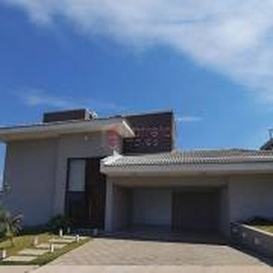 Casa de Condomínio com 4 Quartos à venda, 275m² - Vale Azul