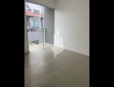 Casa no Bairro Itoupava Norte em Blumenau com 2 Dormitórios (2 suítes) e 76.82 m²