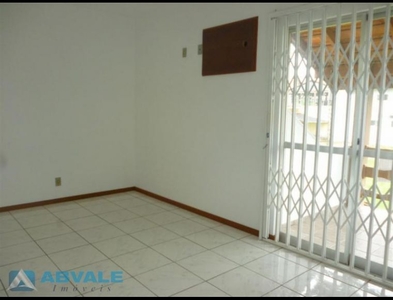 Casa no Bairro Vila Nova em Blumenau com 2 Dormitórios e 85 m²