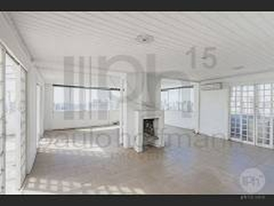 Cobertura com 3 Quartos para venda ou aluguel, 215m² - Bela Vista