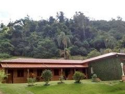 Fazenda / Sítio / Chácara com 4 Quartos à venda - Zona Rural