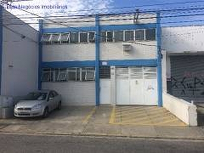 Galpão / Depósito / Armazém à venda, 600m² - Centro