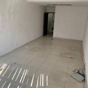 Kitnet com 1 Quarto para venda ou aluguel, 32m² - Centro