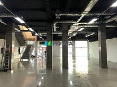 Loja / Salão / Ponto Comercial com 1 Quarto à venda, 900m² - Centro