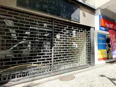 Loja / Salão / Ponto Comercial com 3 Quartos para alugar, 240m² - Ipanema