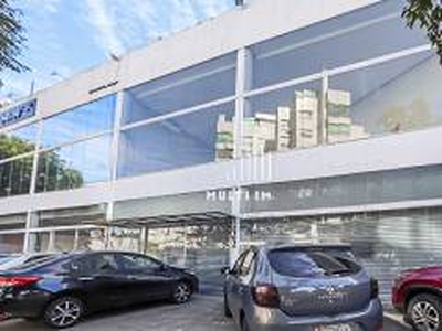 Loja / Salão / Ponto Comercial para alugar, 180m² - Petrópolis