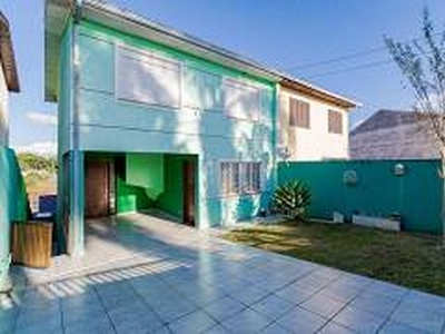 Sobrado com 3 Quartos à venda, 149m² - Vista Alegre