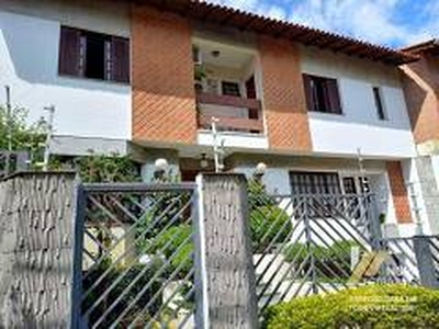 Sobrado com 3 Quartos à venda, 255m² - Nova Petrópolis