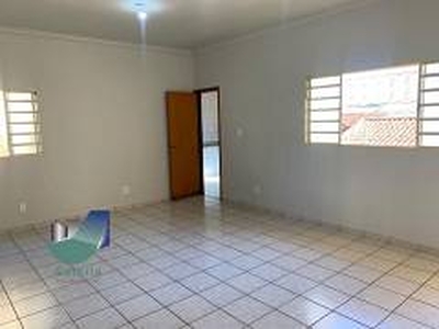 Sobrado com 3 Quartos para alugar, 154m² - Vila Seixas