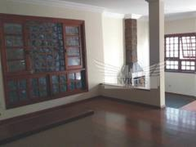 Sobrado com 3 Quartos para alugar, 230m² - Nova Petrópolis