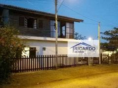 Sobrado com 5 Quartos à venda, 139m²