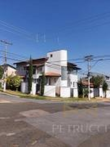 Sobrado com 5 Quartos para venda ou aluguel, 360m² - Mansões Santo Antônio
