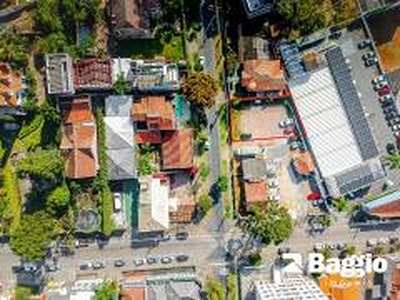 Terreno / Lote Comercial com 1 Quarto à venda, 289m² - São Francisco