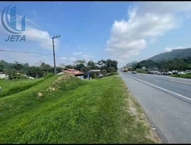 Terreno no Bairro Badenfurt em Blumenau com 5125.3 m²