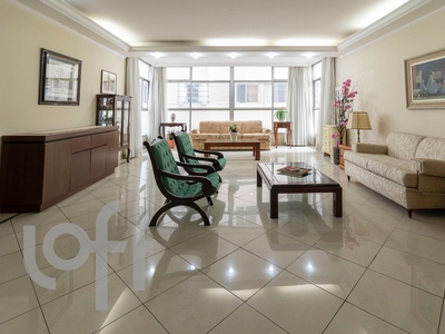 Apartamento à venda em Bela Vista com 180 m², 3 quartos, 1 suíte, 1 vaga
