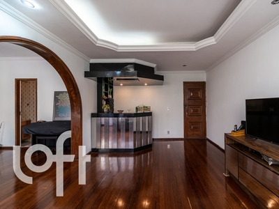 Apartamento à venda em Cruzeiro com 172 m², 4 quartos, 1 suíte, 1 vaga