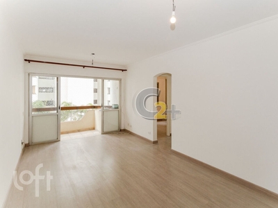 Apartamento à venda em Vila Romana com 63 m², 2 quartos, 1 vaga