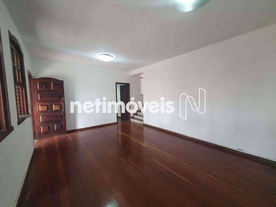 Casa com 3 quartos à venda no bairro Santo Antônio, 302m²