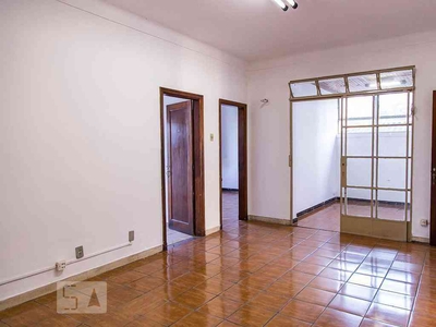 Conjunto de Salas para alugar no bairro Barro Preto, 120m²