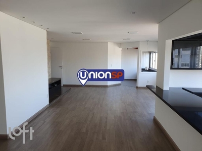 Apartamento à venda em Bela Vista com 205 m², 4 quartos, 1 suíte, 1 vaga