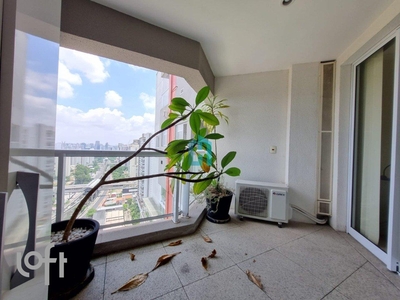 Apartamento à venda em Campo Belo com 47 m², 1 quarto, 1 suíte, 1 vaga