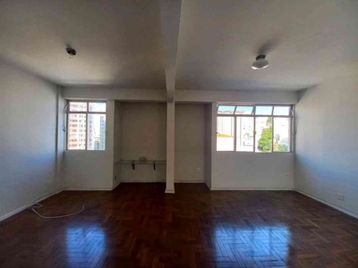 Apartamento com 2 quartos à venda no bairro Coração de Jesus, 90m²