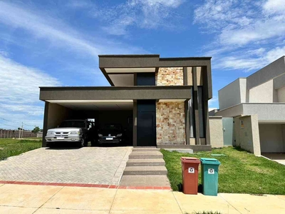 Casa em Condomínio com 3 quartos à venda no bairro Parqville Pinheiros, 170m²