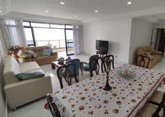 Apartamento temporada 3 quartos c/ suíte de frente par ao mar da Praia do Morro