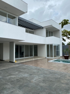 Casa em Asa Sul, Brasília/DF de 298m² 3 quartos à venda por R$ 1.489.000,00