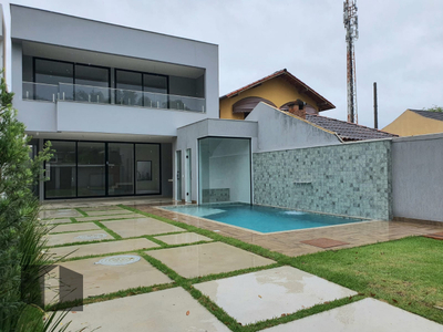 Casa em Barra da Tijuca, Rio de Janeiro/RJ de 371m² 4 quartos à venda por R$ 3.689.000,00