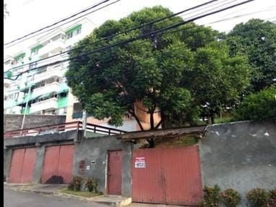 Casa em Boca do Rio, Salvador/BA de 1050m² 4 quartos à venda por R$ 1.499.000,00