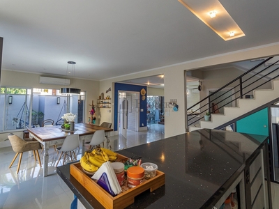 Casa em Centro, Balneário Camboriú/SC de 350m² 3 quartos à venda por R$ 3.799.000,00