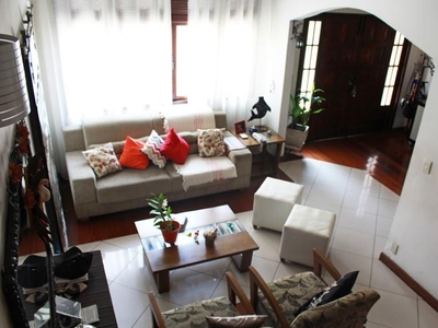 Casa em Icaraí, Niterói/RJ de 218m² 3 quartos à venda por R$ 1.539.000,00