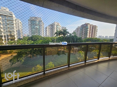 Apartamento à venda em Barra da Tijuca com 150 m², 4 quartos, 2 suítes, 2 vagas