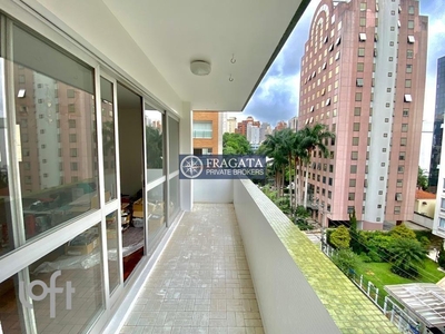 Apartamento à venda em Jardim Paulista com 200 m², 3 quartos, 1 suíte, 2 vagas