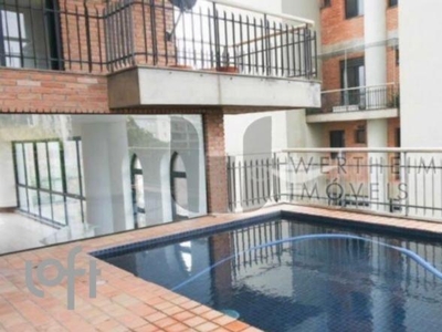 Apartamento à venda em Morumbi com 389 m², 4 quartos, 4 suítes, 6 vagas