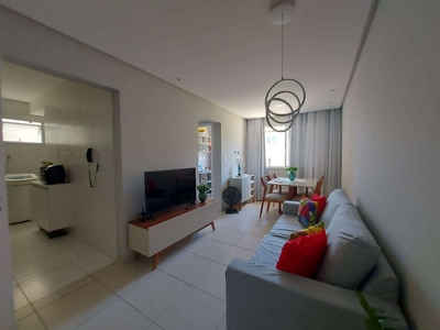 Apartamento em Buraquinho, Lauro de Freitas/BA de 52m² 2 quartos à venda por R$ 309.000,00 ou para locação R$ 2.000,00/mes