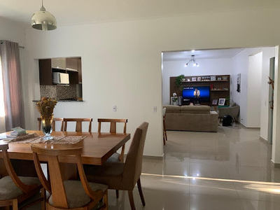 Apartamento em Centro, Jaguariúna/SP de 238m² 3 quartos à venda por R$ 899.000,00