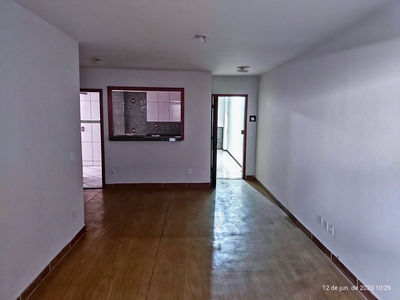 Apartamento em Centro, Nova Friburgo/RJ de 126m² 2 quartos à venda por R$ 429.000,00 ou para locação R$ 1.500,00/mes