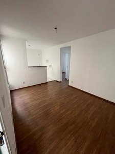 Apartamento em Chácaras Tubalina e Quartel, Uberlândia/MG de 45m² 2 quartos à venda por R$ 157.000,00