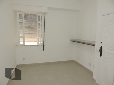 Apartamento em Copacabana, Rio de Janeiro/RJ de 37m² 1 quartos para locação R$ 3.500,00/mes