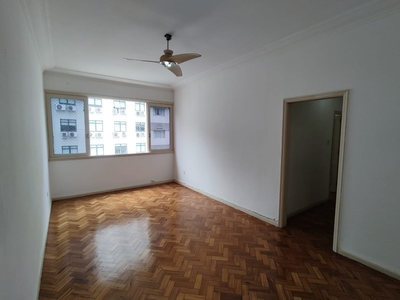 Apartamento em Copacabana, Rio de Janeiro/RJ de 80m² 3 quartos à venda por R$ 880.000,00 ou para locação R$ 4.000,00/mes