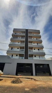 Apartamento em Jardim Patrícia, Uberlândia/MG de 58m² 2 quartos à venda por R$ 294.000,00