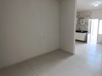 Apartamento em Nossa Senhora das Dores, Caruaru/PE de 55m² 2 quartos para locação R$ 750,00/mes